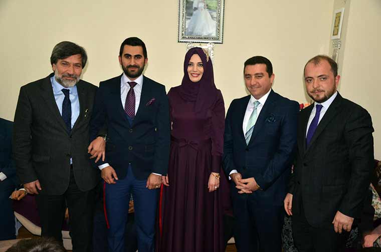 Kültür ve Turizm Bakanı Nabi Avcı, AK Parti Bilecik İl Başkan Yardımcısı ve Tanıtım ve Medya Başkanı Hüseyin Taşkın Birgül'e kız istedi.