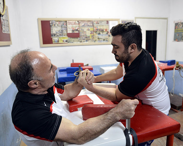 Türkiye Vücut Geliştirme Fitness ve Bilek Güreşi Federasyonu Başkanı Niyazi Kurt, bilek güreşinde 2017 yılında hedef büyüttüklerini belirterek, "Dünya Şampiyonası'nda madalya sayımızı artırarak, ilk 3'e girmeyi hedefliyoruz." dedi.