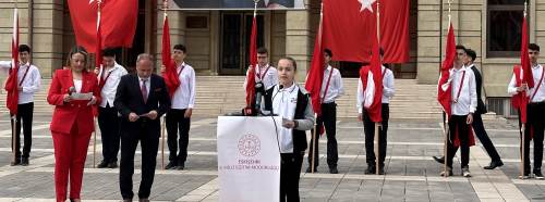 Eskişehir'de 23 Nisan Ulusal Egemenlik ve Çocuk Bayramı törenle kutlandı