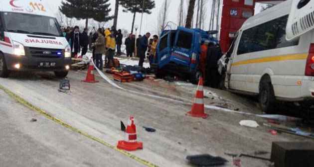 Çorum'da trafik kazası: 1 asker şehit
