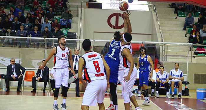 Eskişehir Basket kıl payı kazandı