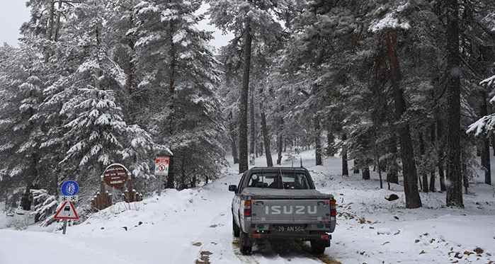 Eskişehir'de baharda kar sürprizi